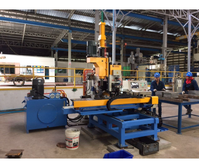 MÁY ĐỘT LỖ BẢN MÃ CNC